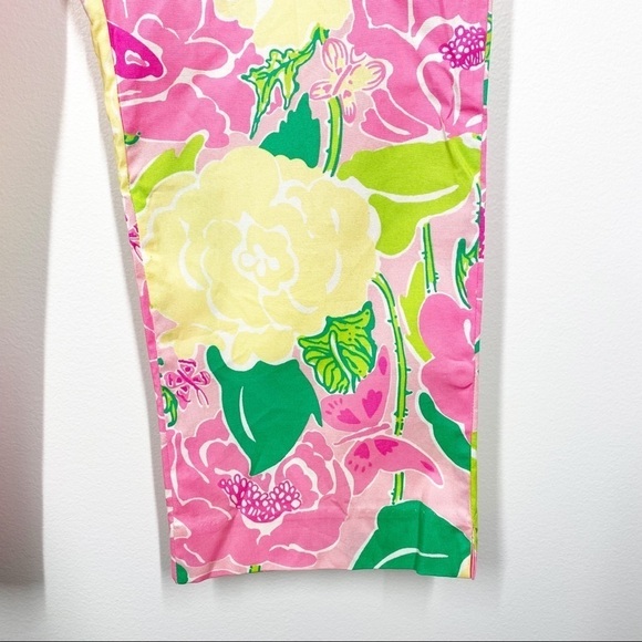 Lilly Pulitzer Vintage Floral Cropped Pants 4 - Picture 4 of 7